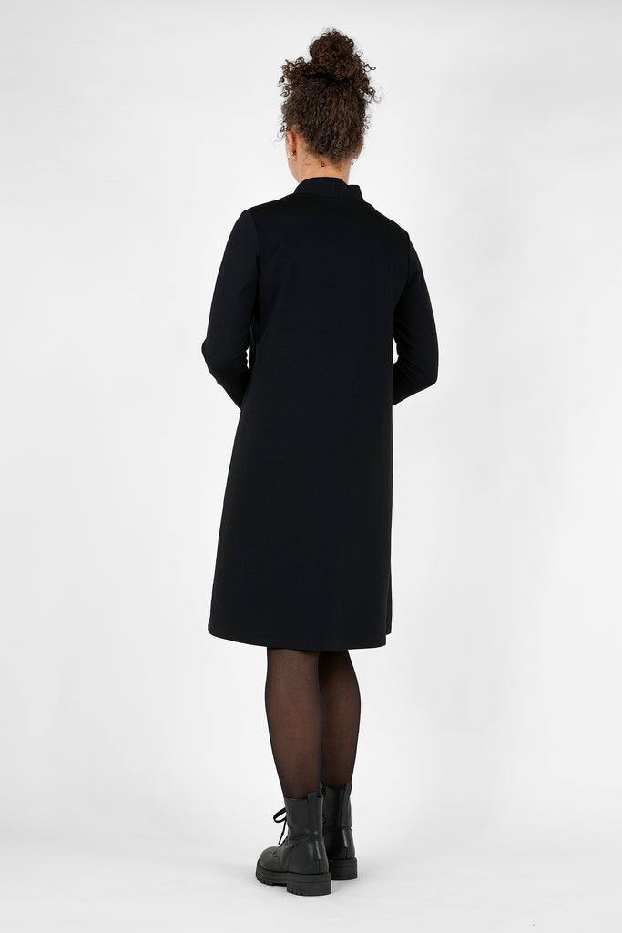 A-Linien Kleid aus Viskose-Mix-Qualität in schwarz