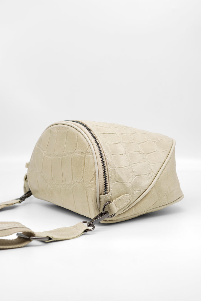 Crossbody-Bag KENNY aus genarbtem Leder mit Kroko-Prägung in creme